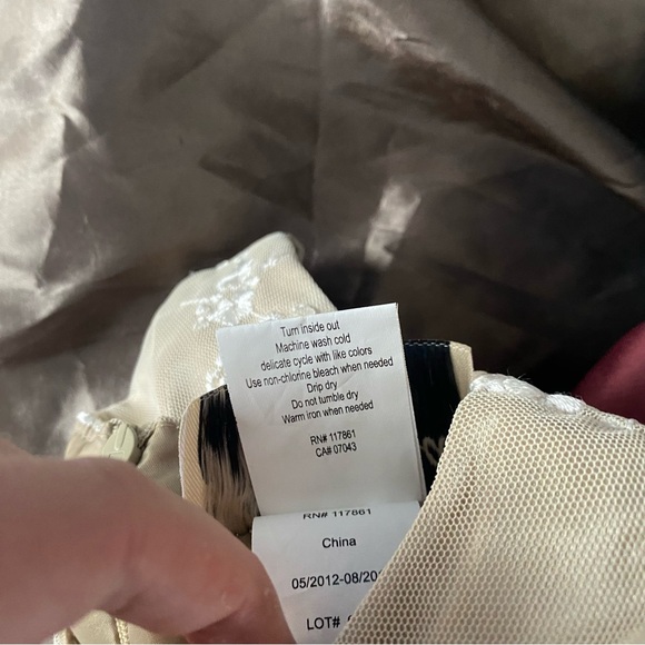 Dorissa girls formal dress size 6 - Picture 5 of 6